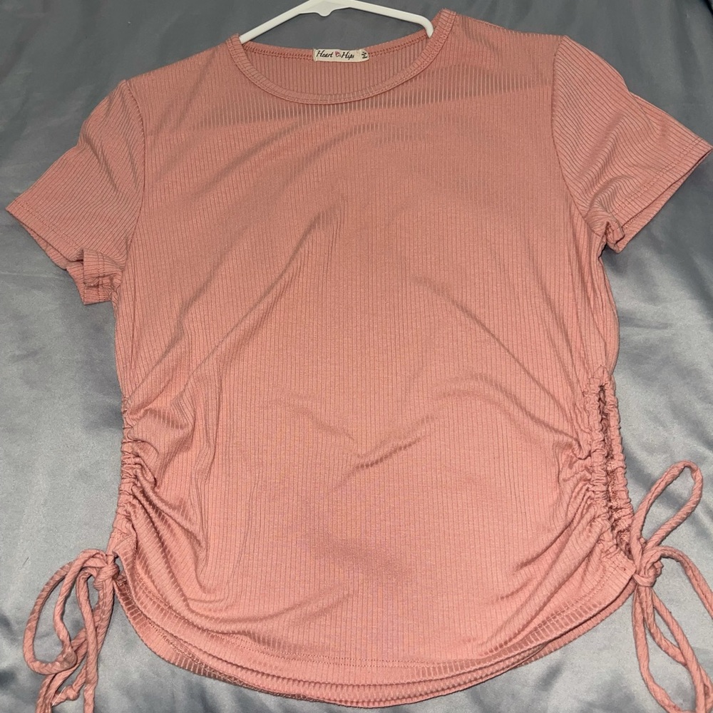 Large cropped pink shirt